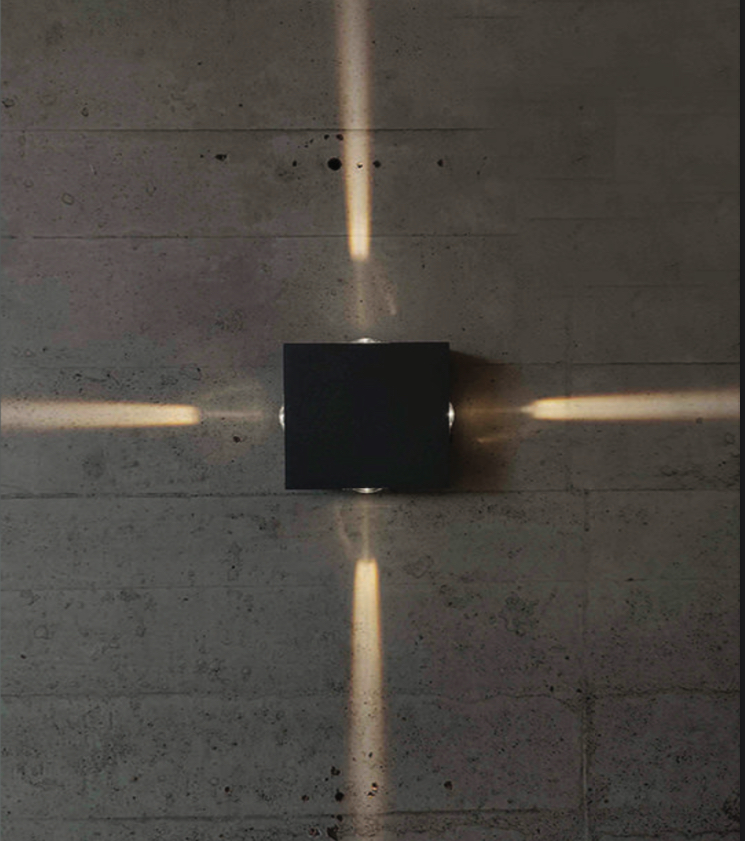 Geometric Four-Beam Accent Light