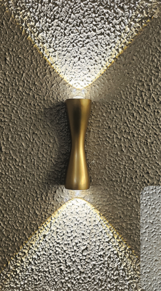 Hourglass Gold Accent Light
